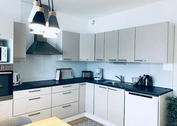 Kotimaailma Vaeinoelae Latokartanontie 16-18