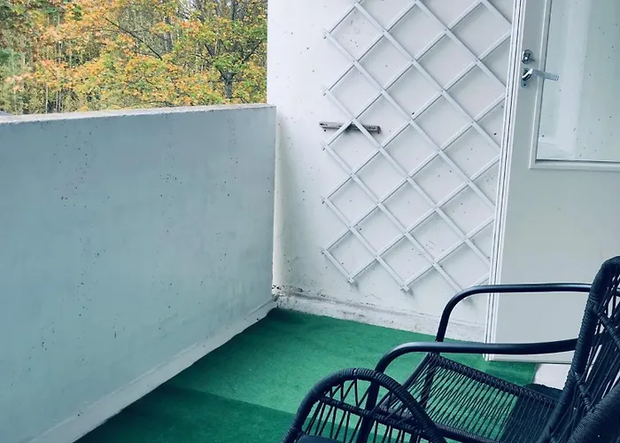 Kotimaailma Vaeinoelae Latokartanontie 16-18 *